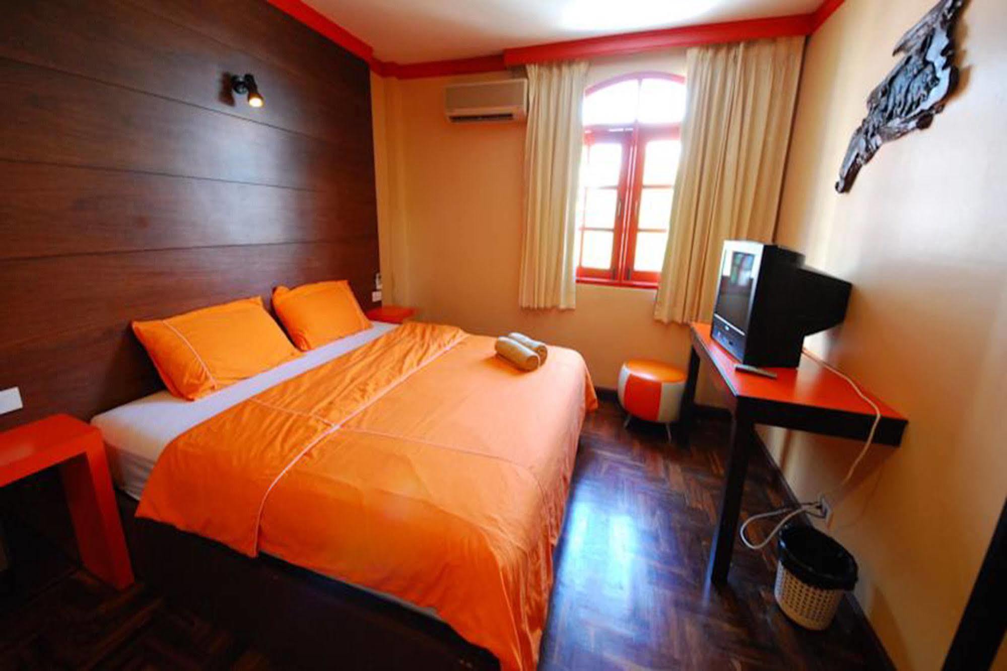 The Palm Delight Lodge Jomtien Beach Exterior foto