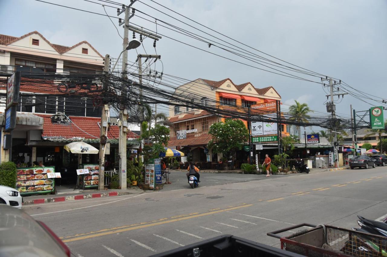 The Palm Delight Lodge Jomtien Beach Exterior foto
